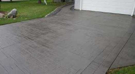 Lincoln Stamped concrete driveway