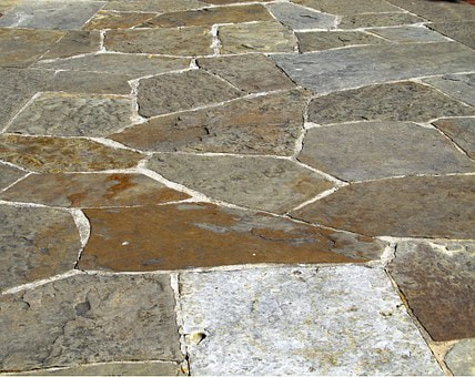 image of flagstone walkway services